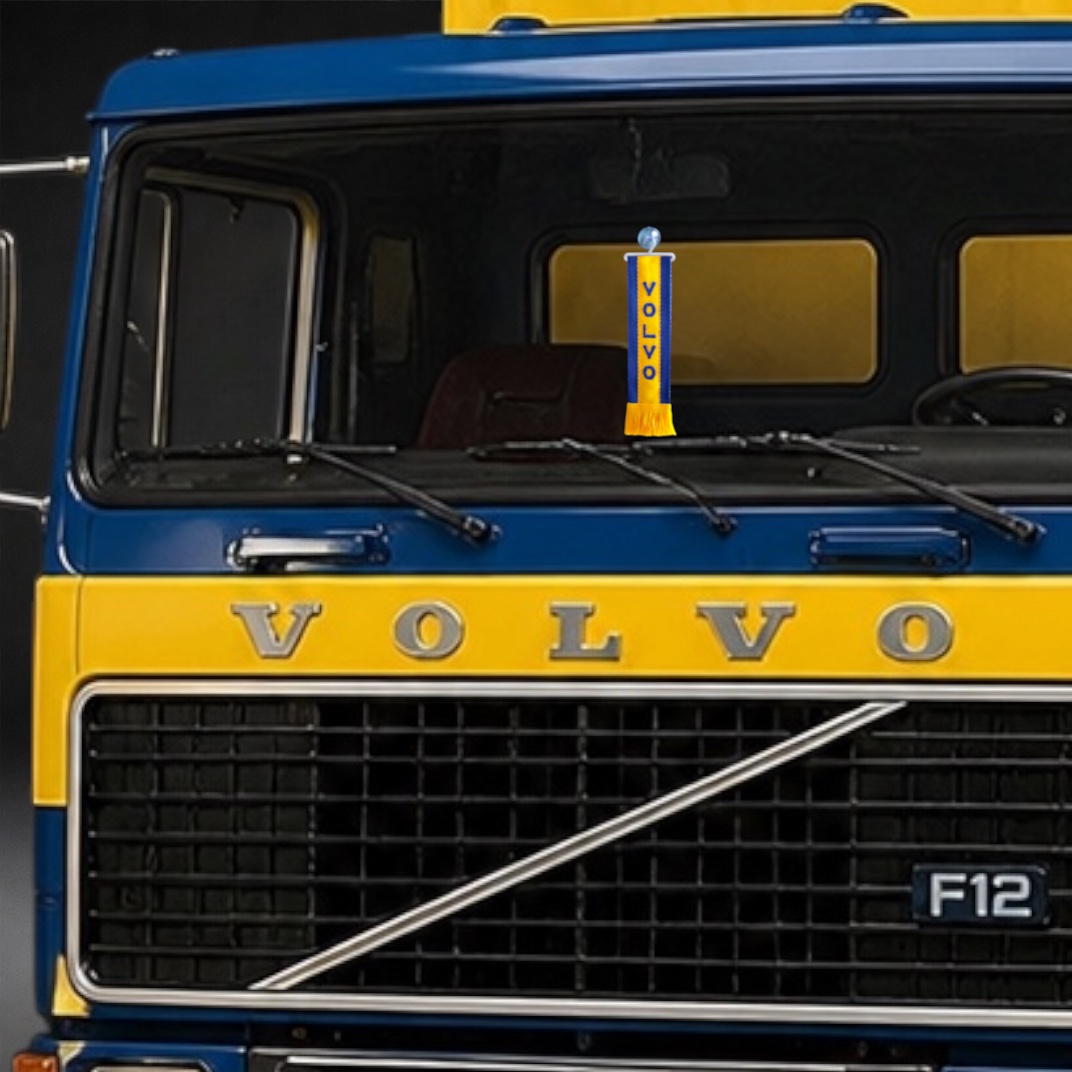 LKW Auto Minischal Driver passend für Volvo Trucker Mini Schal Wimpel Saugnapf Spiegel Deko Flagge Fahne
